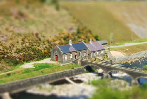 Bus2 in 50 Beautiful Examples Of Tilt-Shift Photography